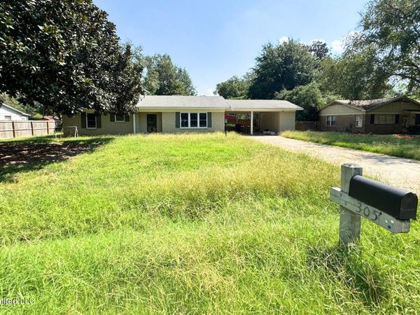 305 Seymour Drive, Indianola, MS 38751