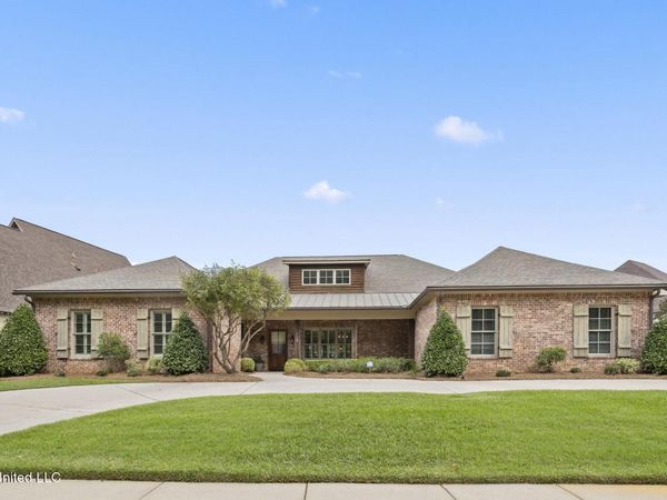 104 Chicot Cove, Ridgeland, MS 39157