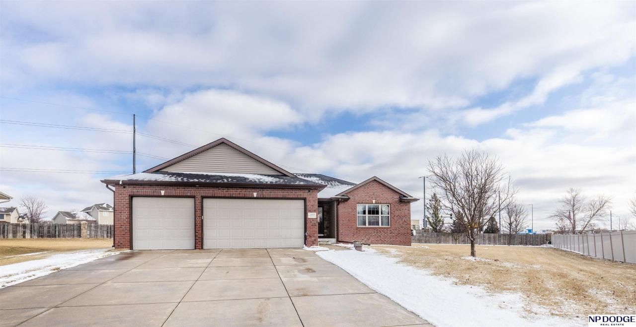 2555 Alana Lane , Lincoln, NE 68512