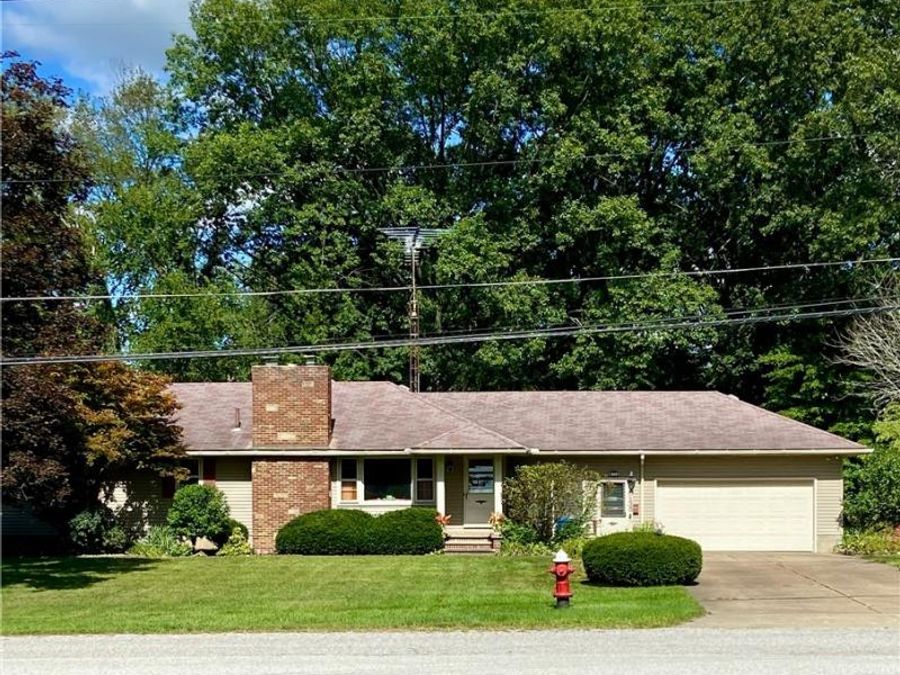 135 Ridgeland Drive , Amherst, OH 44001 Photo 1