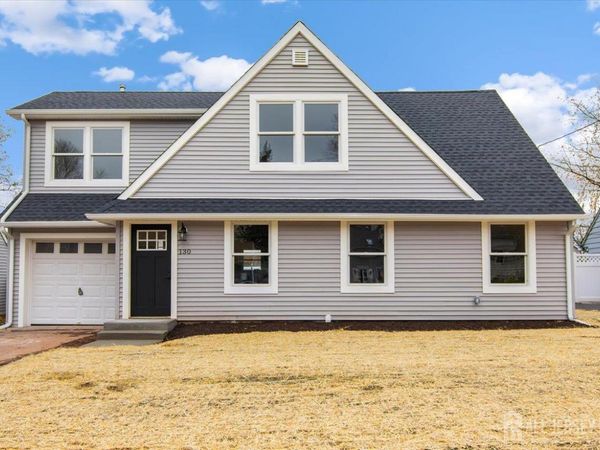 130 Ridge Road , Colonia, NJ 07067