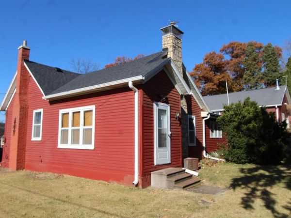 1316 FLORENCE Avenue, Clinton, IA 52732