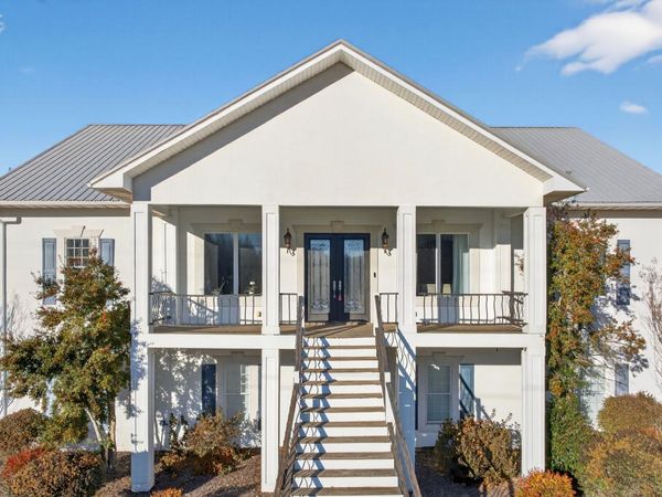 77 River Front Dr , Sparta, TN 38583