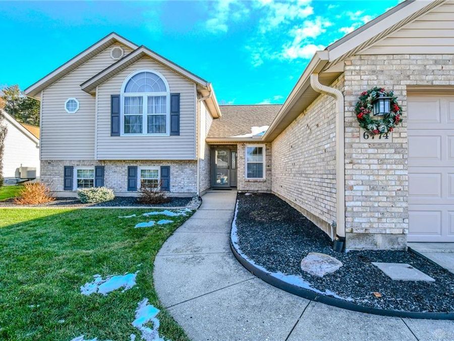 6774 Evergreen Circle, Huber Heights, OH 45424 Photo 1