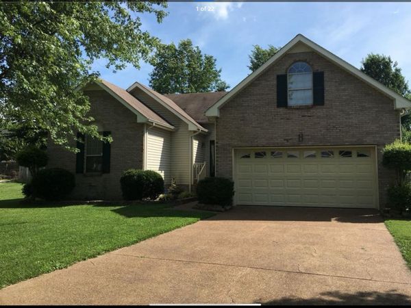 110 Indian Pointe Dr , White House, TN 37188