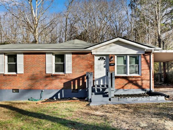 825 E Happy Hollow Dr , Clarksville, TN 37040