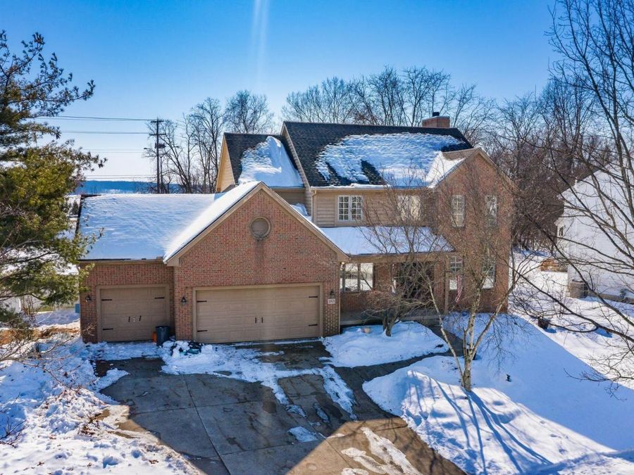 180 Oakwood Court , Westerville, OH 43081 Photo 1