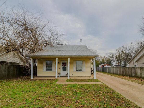 329 Sharon , Trumann, AR 72472