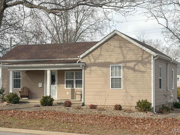 231 Franklin Street , Carlyle, IL 62231