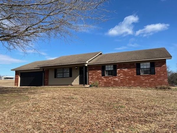 3100 Bailey Loop Road , Russellville, AR 72802