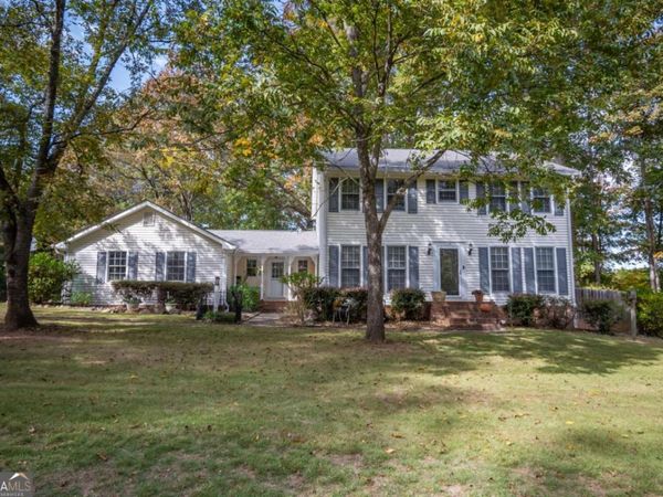 100 Hanover Drive, Bogart, GA 30622