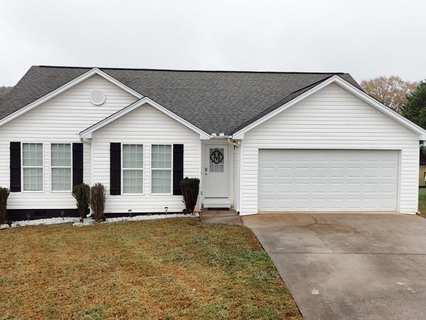 44 Quail Knoll Lane, Cleveland, GA 30528