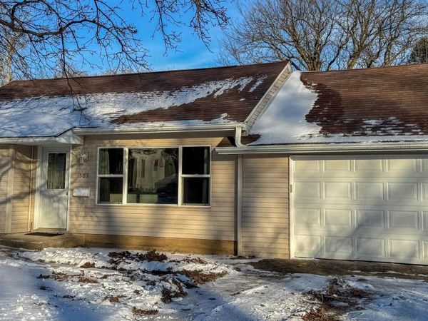 509 3rd Street NE, Hampton, IA 50441