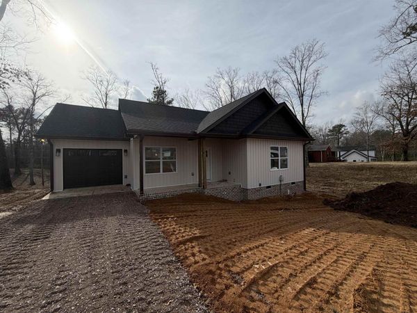 20 FOX TROT RD, Adamsville, TN 38310