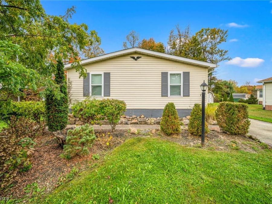 151 Oaktree Lane , Hiram, OH 44234 Photo 1