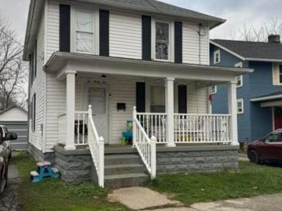 236 N 10th Street , Newark, OH 43055 Photo 1