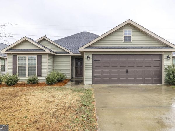 522 Grand Avenue, Bonaire, GA 31005