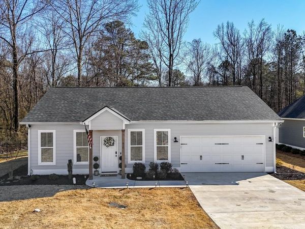 810 Shannon Connector Circle NE, Rome, GA 30161