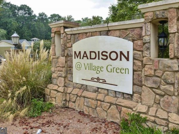 1307 Madison Lane SE, Smyrna, GA 30080