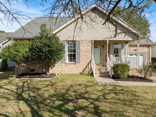 1805 Merritt St , Old Hickory, TN 37138