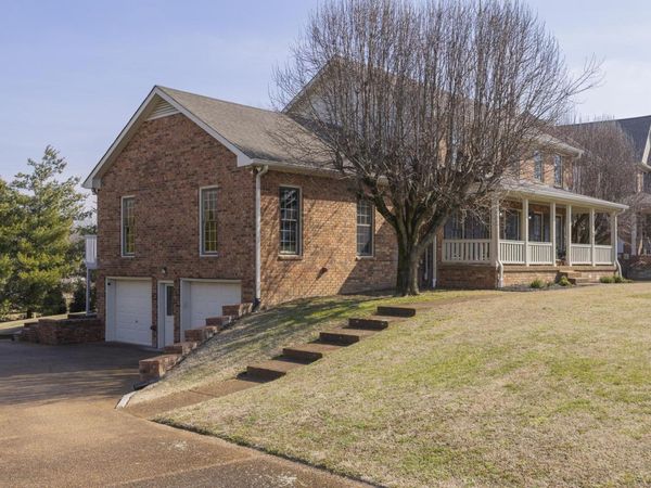 823 Countrywood Dr , Franklin, TN 37064