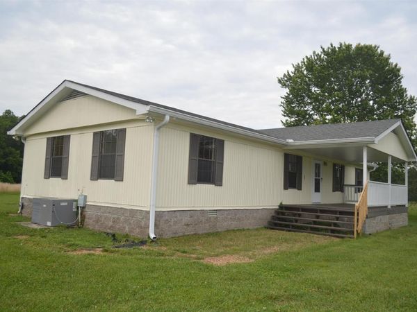 1894 Mosley Ferry Rd , Chapmansboro, TN 37035