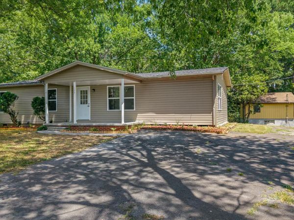 135 County Road 510 , Englewood, TN 37329