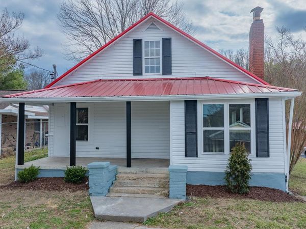 1310 Saint Louis St Street, Johnson City, TN 37601