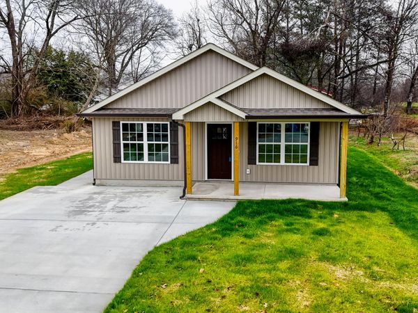 916 Avenue , Dalton 30721