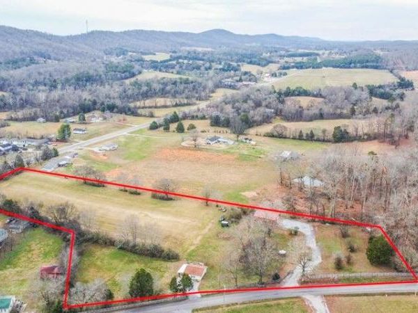 131 Woody Lane, Kingston 37763