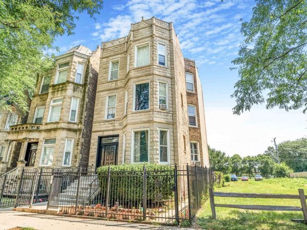 5225 S Indiana Avenue , Chicago, IL 60615