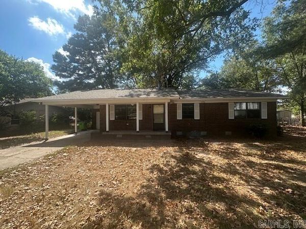110 Branch Street , Lonoke, AR 72086