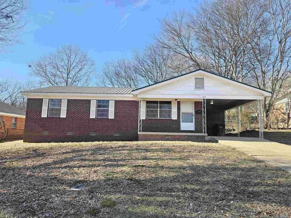 1815 Arch St , Batesville, AR 72501
