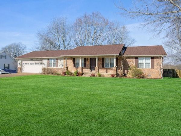 14621 Natchez Trace Rd , Lexington, TN 38351