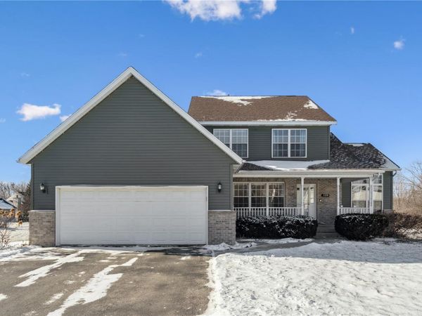 1319 Ashford Court NE, Cedar Rapids, IA 52402