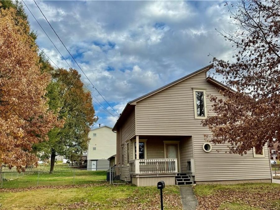 5700 Grand Central Avenue , Vienna, WV 26105 Photo 1