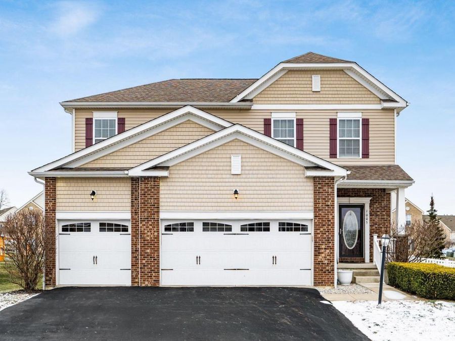 1005 Legacy Lane , Pataskala, OH 43062 Photo 1