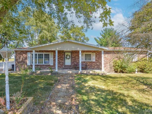 5451 Club Congress Road , Waterloo, IL 62298