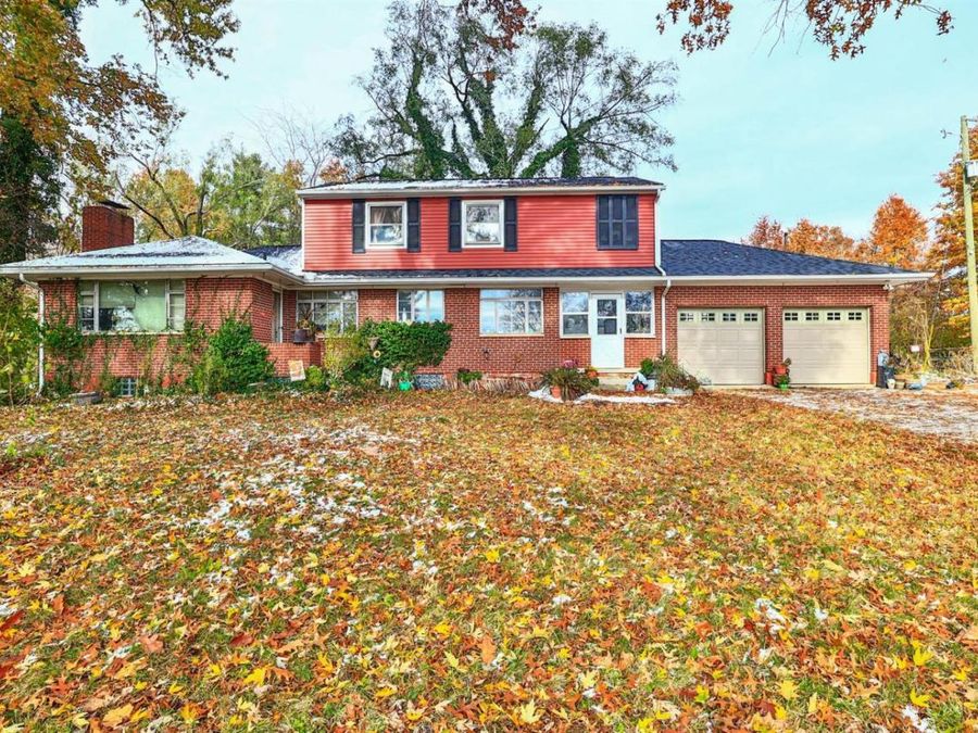 2594 Ireland Road, Hamilton Twp, OH 45152 Photo 1