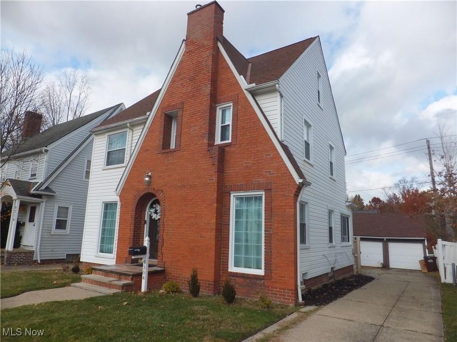 9304 Snow Road , Parma, OH 44130 Photo 1