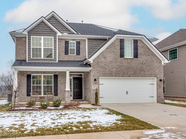 9631 Snowy Cliff Lane, Knoxville, TN 37922