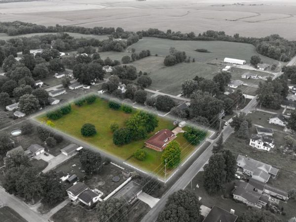 305 N HENDERSON Road, Alexis, IL 61412