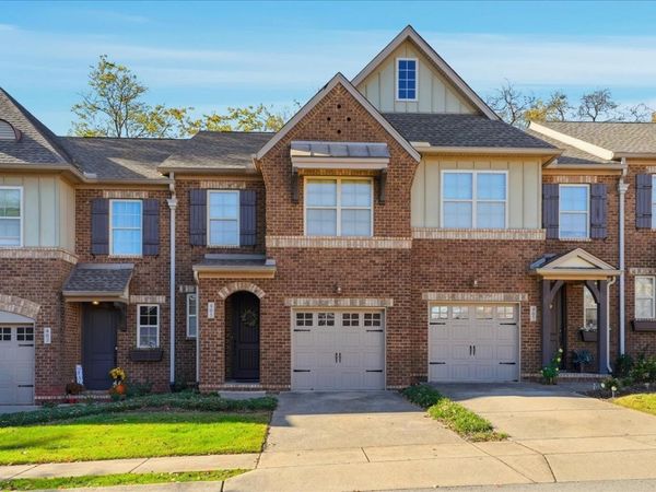 405 Waterbrook Dr , Mount Juliet, TN 37122