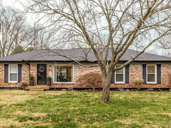 117 Maureen Dr , Hendersonville, TN 37075