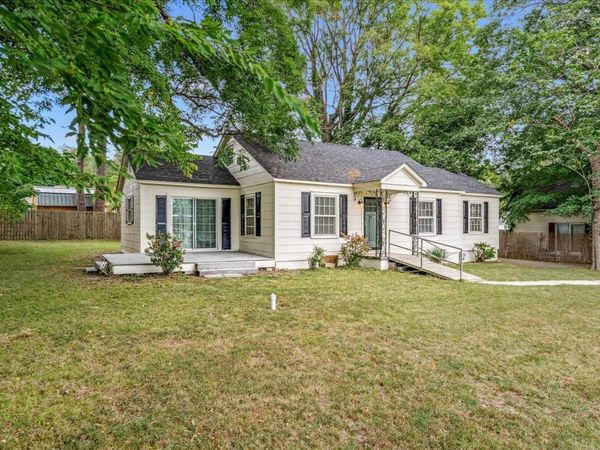 210 KINNEY AVE , Covington, TN 38019