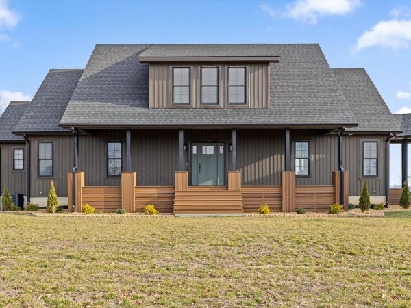 1589 County Road 4 , Crossville 35962