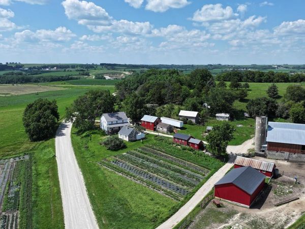 20376 County 19 , Lanesboro, MN 55949