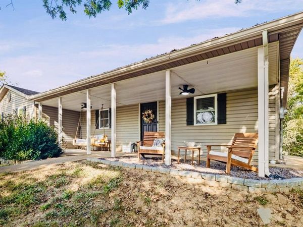 2641 State Route 156 , Waterloo, IL 62298