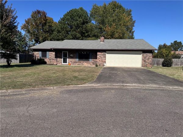 3 Crestwood Lane , Clarksville, AR 72830