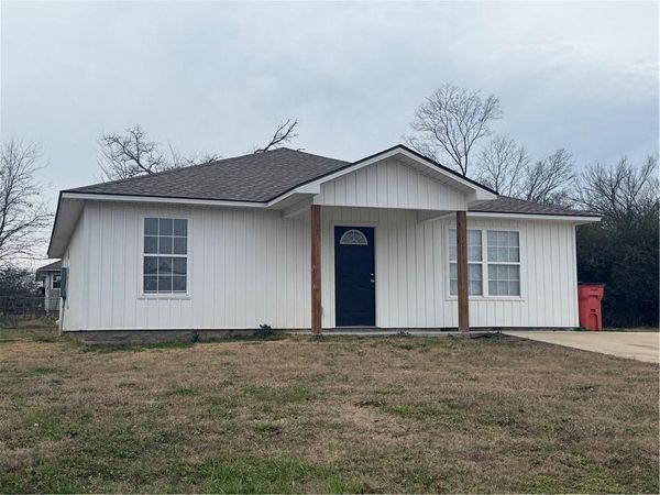 3510 SR 333 , London, AR 72847